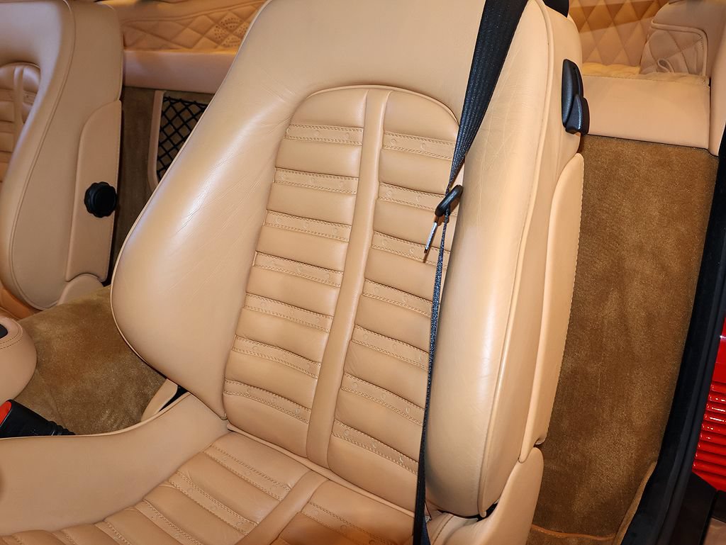 Used 2001 Ferrari 550 Maranello Coupe RWD image 97