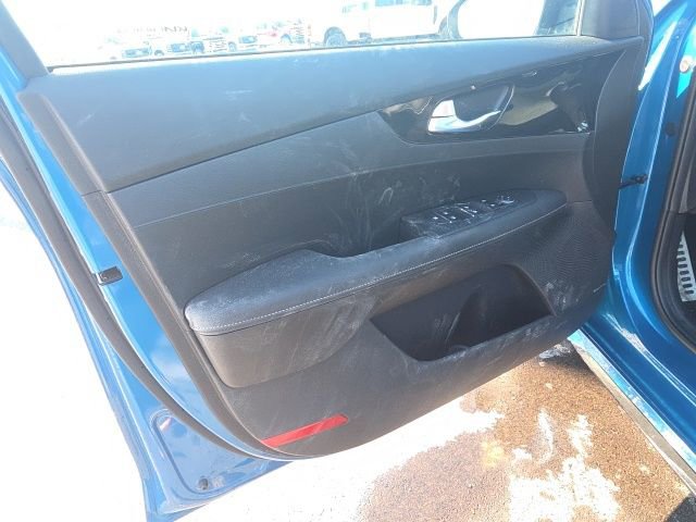 Used 2023 Kia Forte GT-Line w/ GT-Line Premium Package image 23