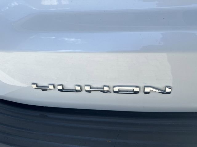 Used 2022 GMC Yukon XL Denali w/ Advanced Technology Package AWD/4WD image 14