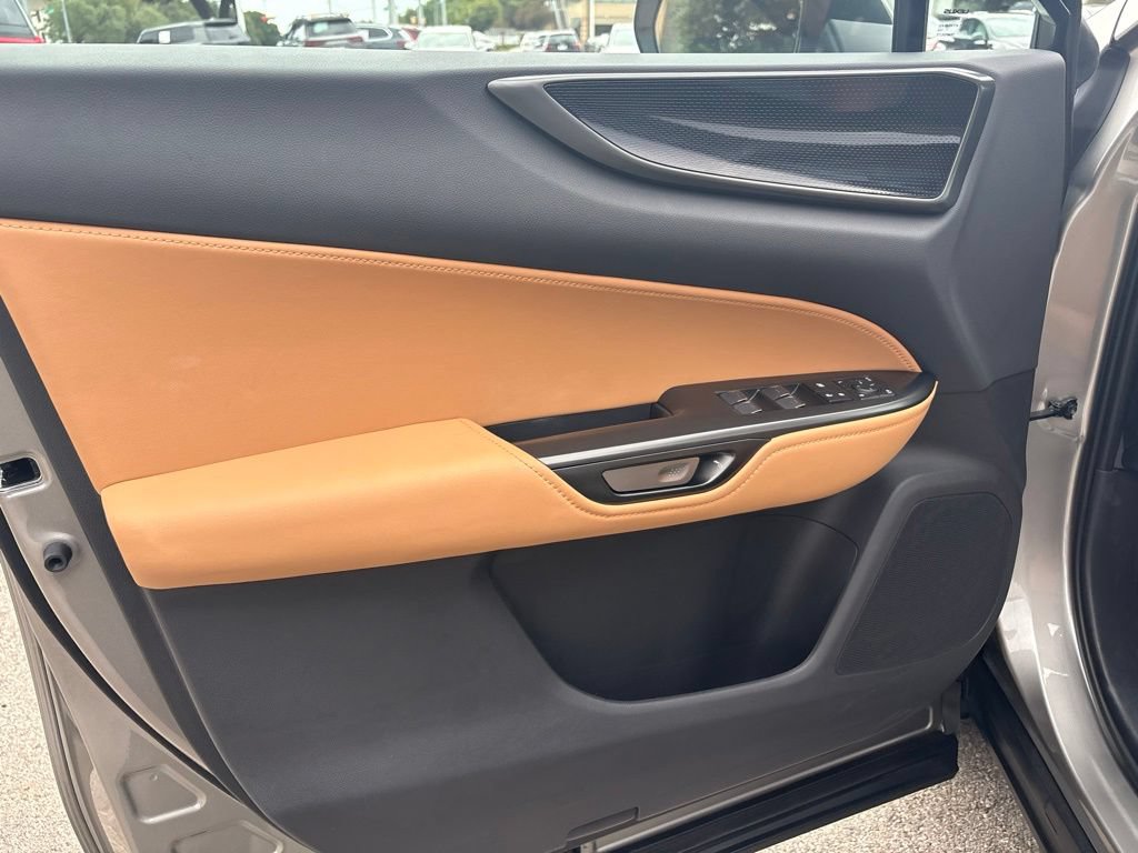 Certified 2026 Lexus NX 350 AWD w/ Accessory Package (Z1) image 12