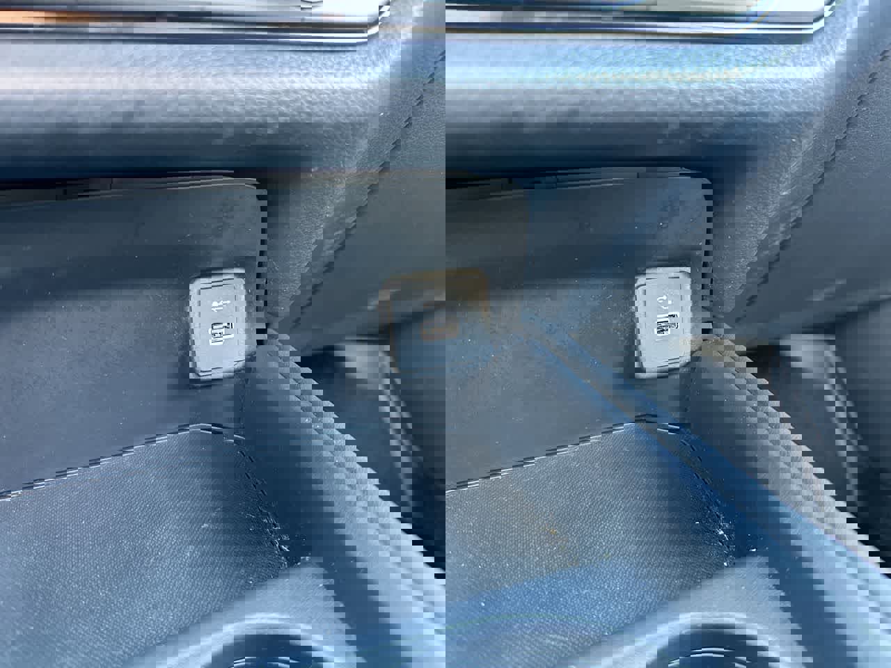 Used 2023 Honda HR-V Sport image 32