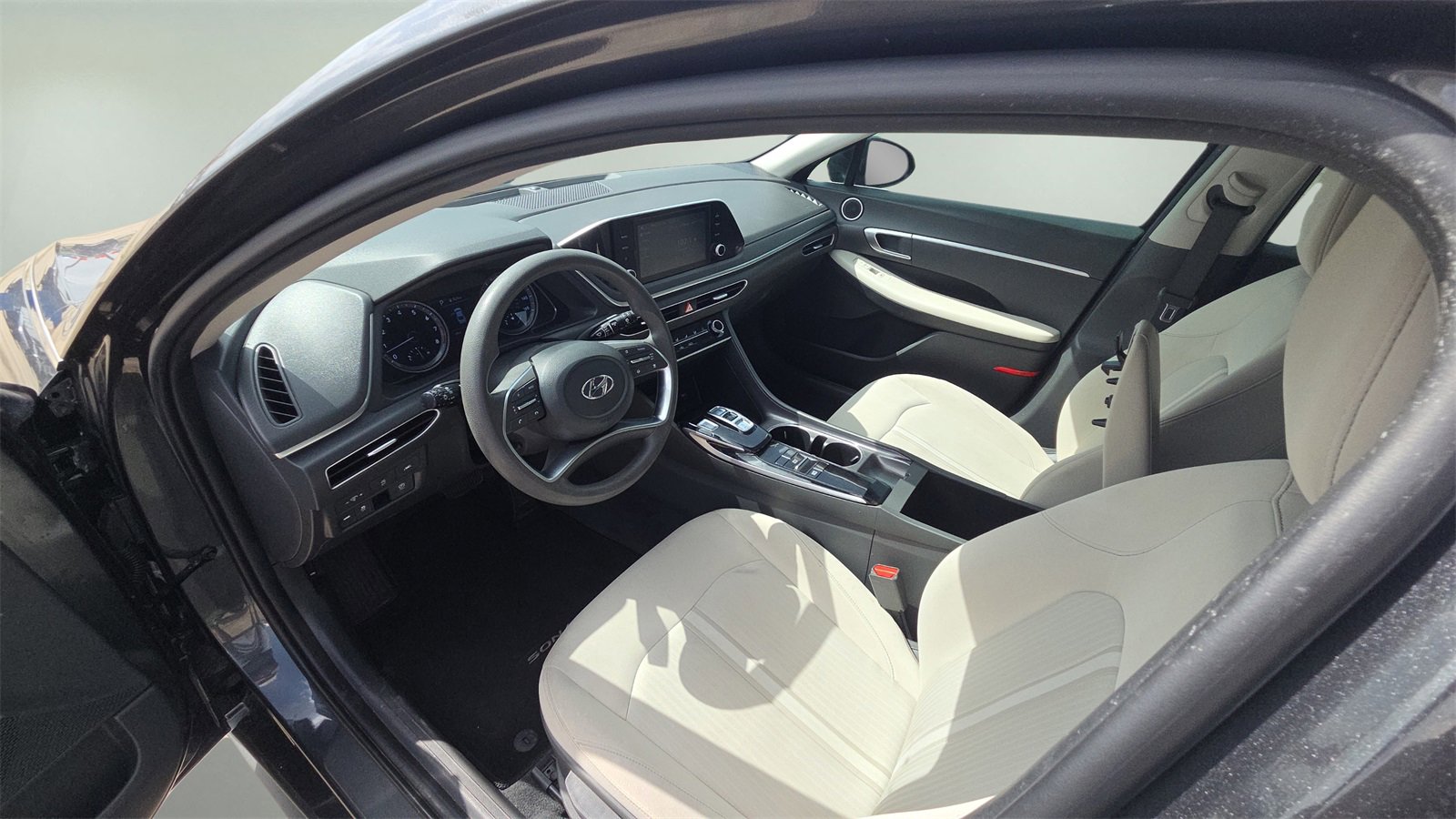 Used 2023 Hyundai Sonata SE image 19