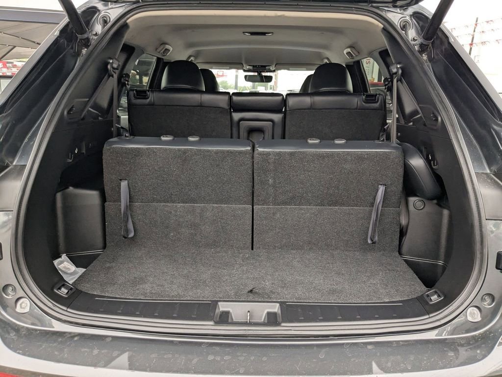 Used 2025 Mitsubishi Outlander SE FWD image 25