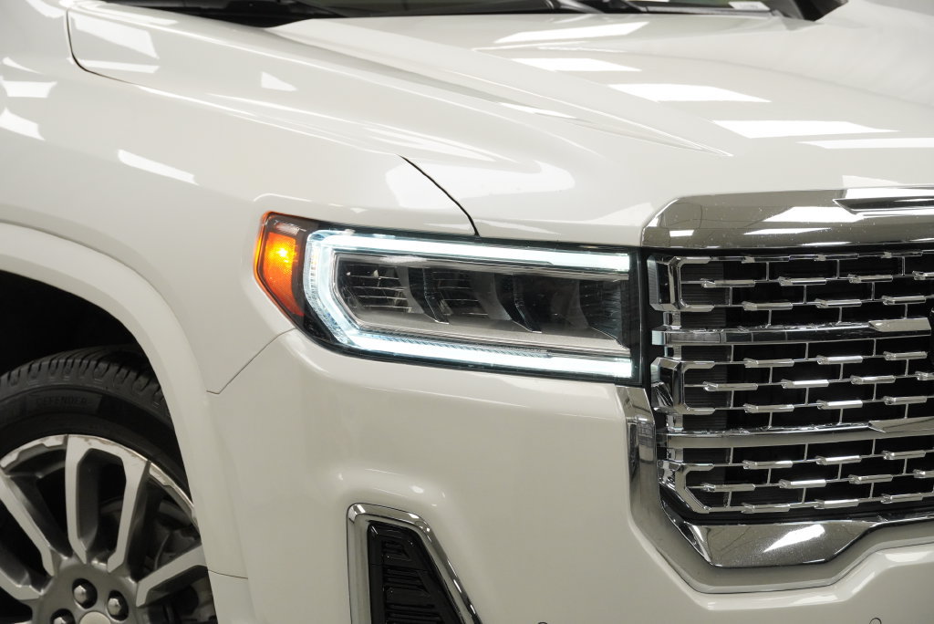 Certified 2023 GMC Acadia Denali w/ Denali Technology Package FWD image 38