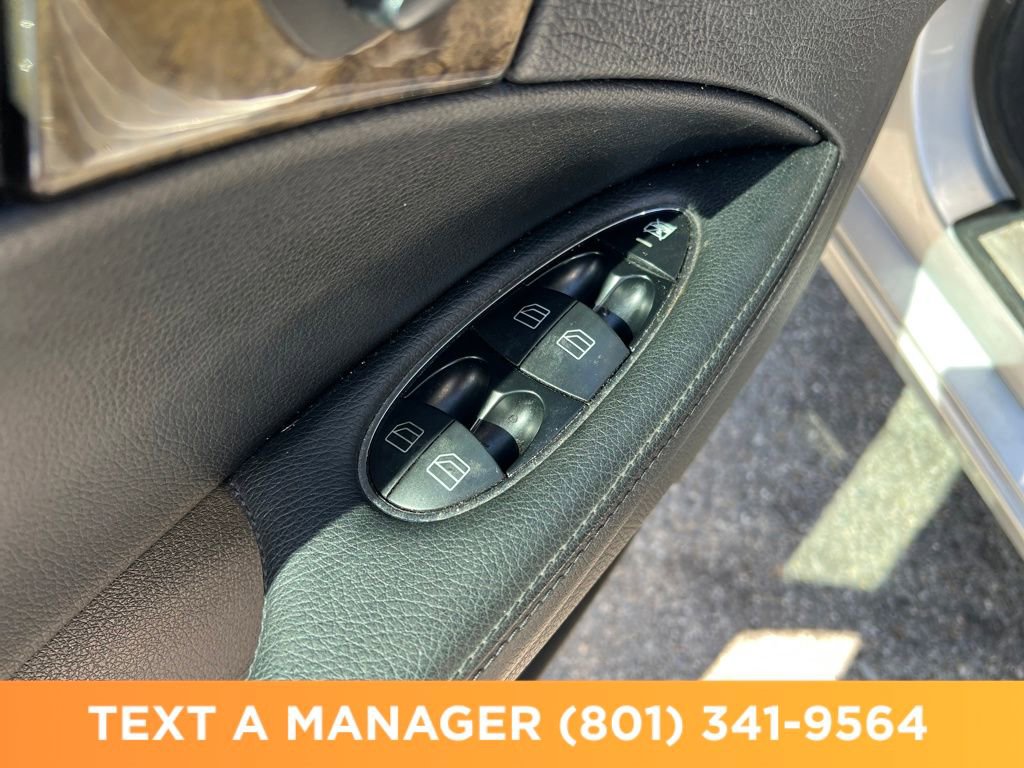Used 2007 Mercedes-Benz E 350 4MATIC Sedan image 11