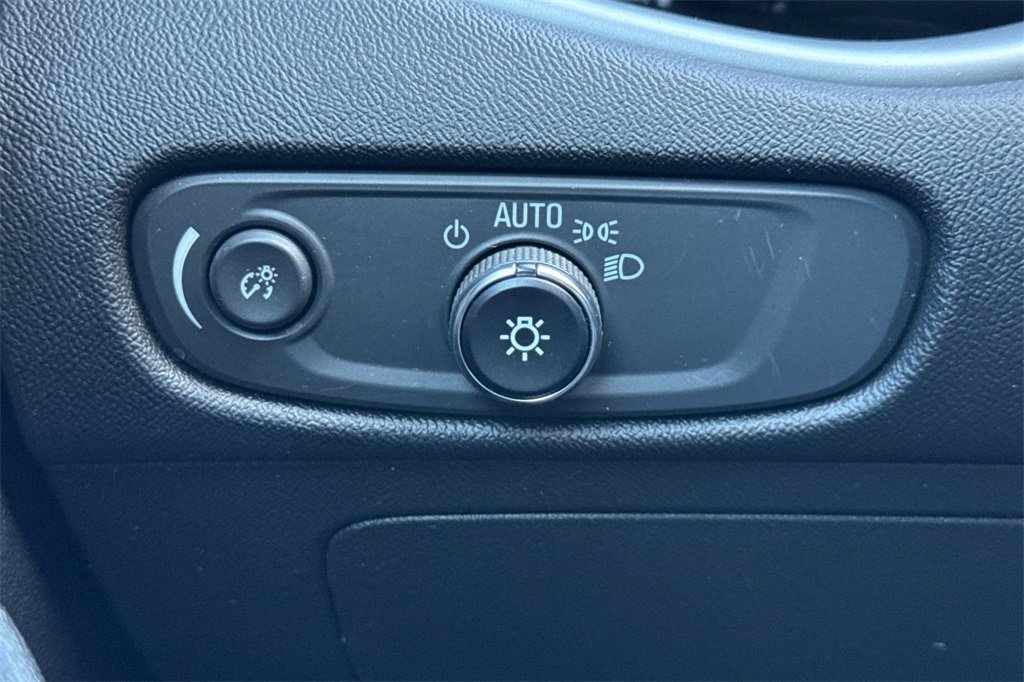 Used 2024 Chevrolet Malibu RS image 27