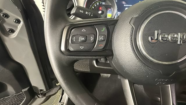 Used 2023 Jeep Wrangler Unlimited w/ Cold Weather Group AWD/4WD image 16