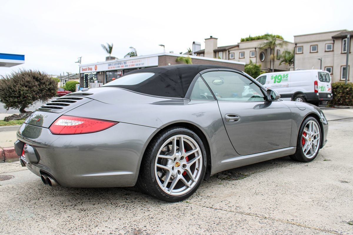 Used 2010 Porsche 911 Carrera S RWD image 38