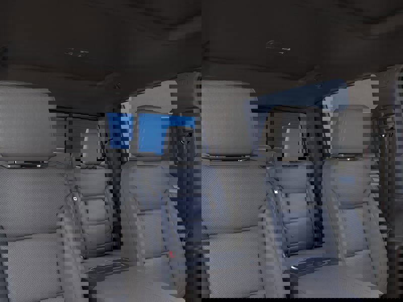 New 2026 GMC Sierra 1500 SLT image 24