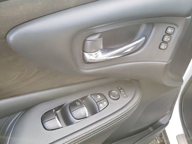 Used 2021 Nissan Murano Platinum w/ Cargo Package image 19