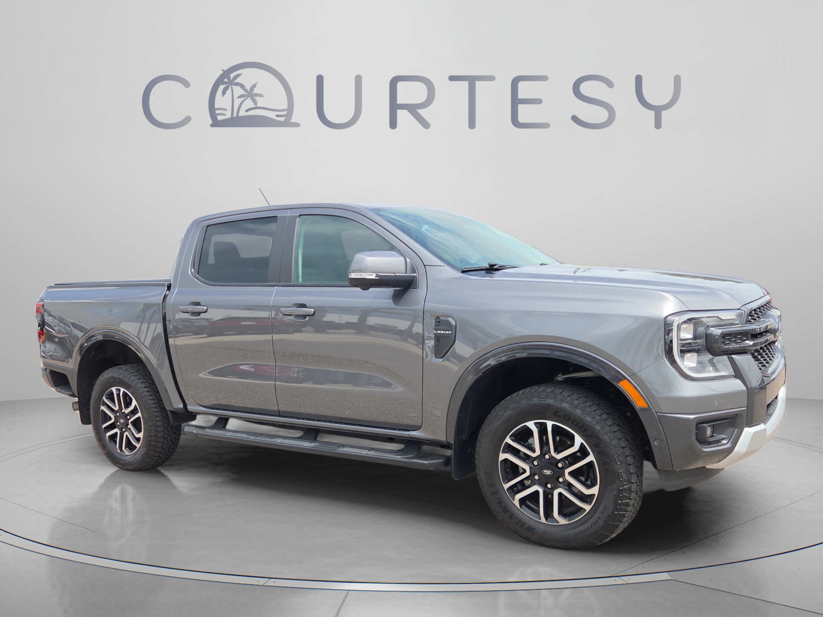 Used 2024 Ford Ranger Lariat w/ Trailer Tow Package RWD image 7