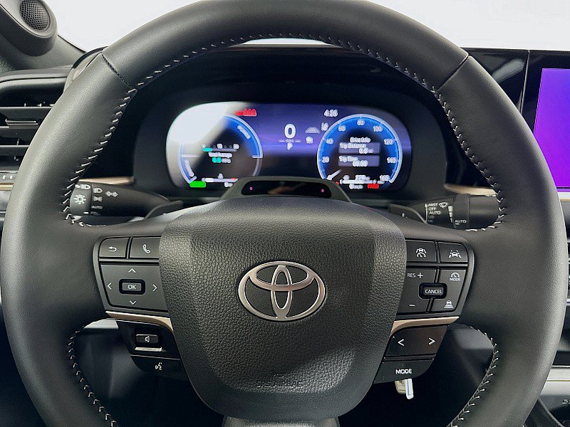 New 2026 Toyota Crown Platinum AWD/4WD image 15