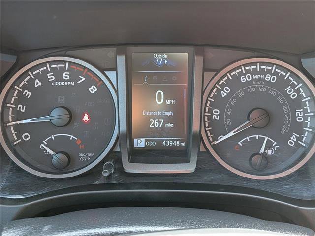 Used 2021 Toyota Tacoma TRD Sport w/ Technology Package AWD/4WD image 13