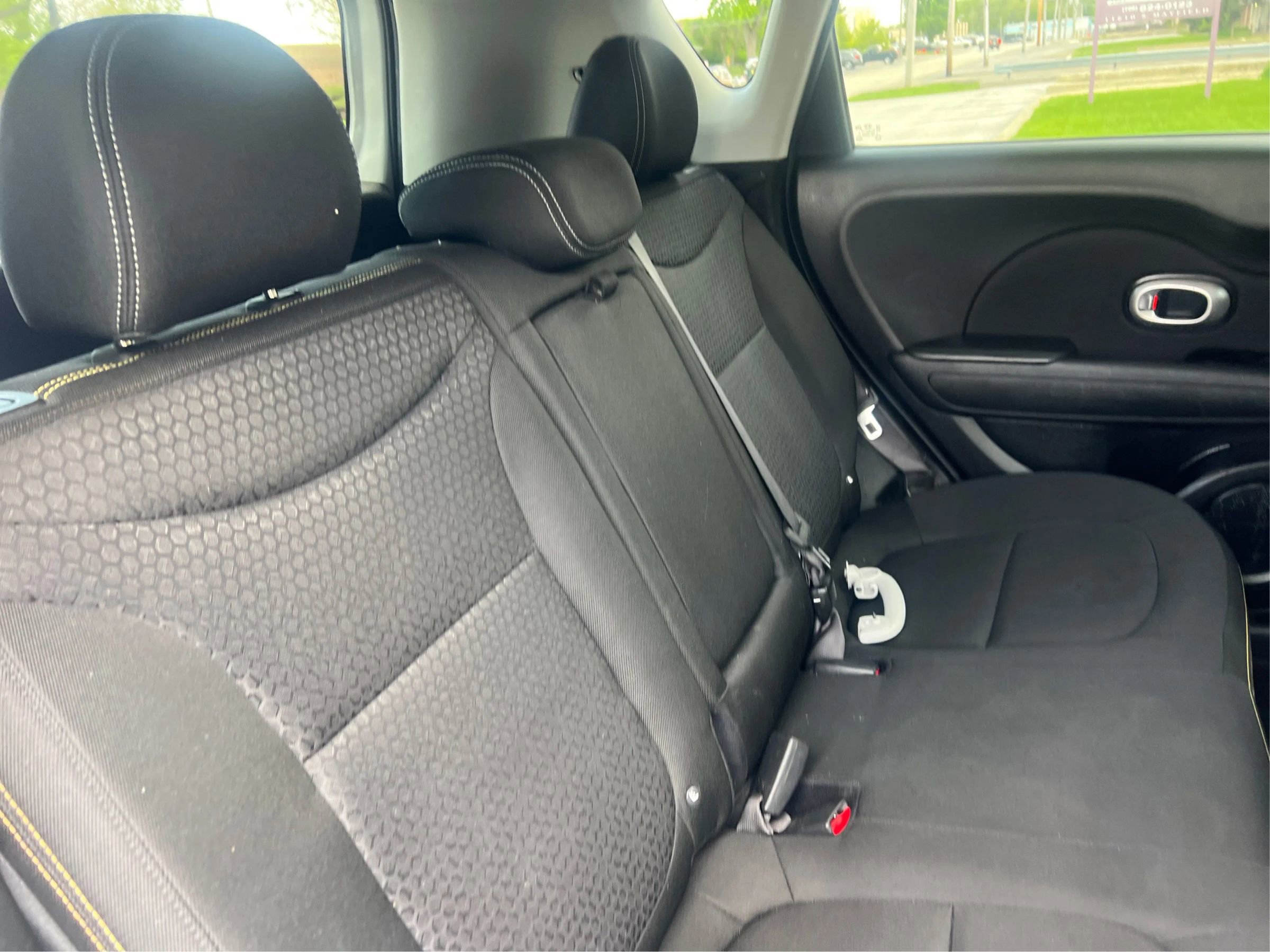 Used 2015 Kia Soul + FWD image 26