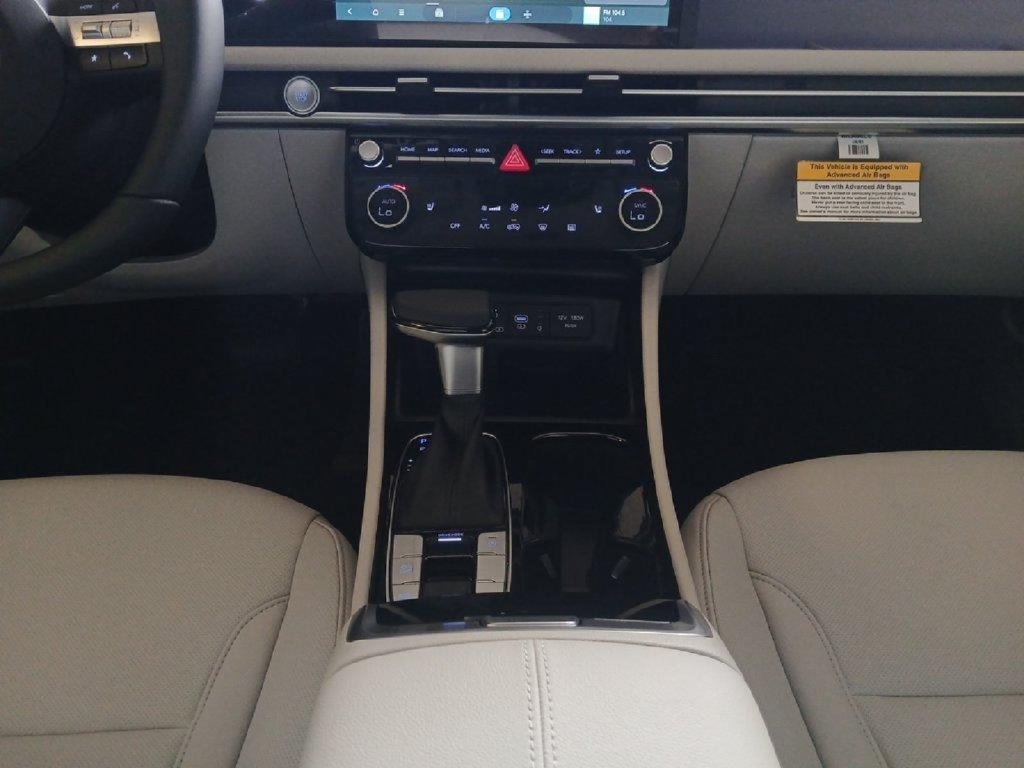 New 2026 Hyundai Tucson SEL FWD image 11