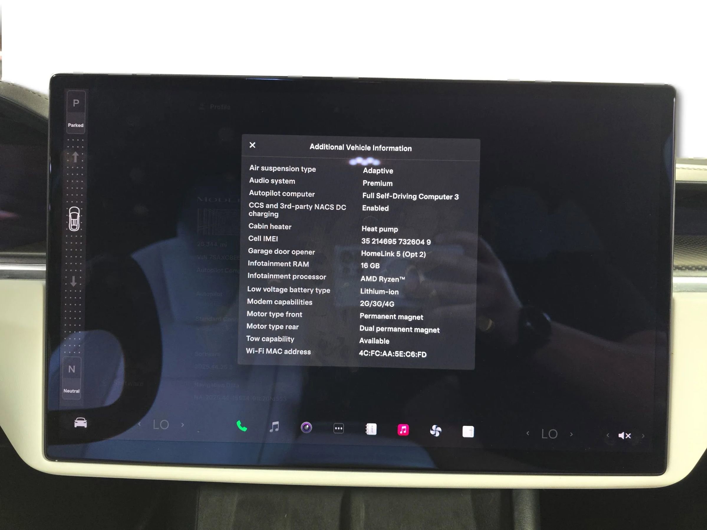 Used 2022 Tesla Model X Plaid image 30