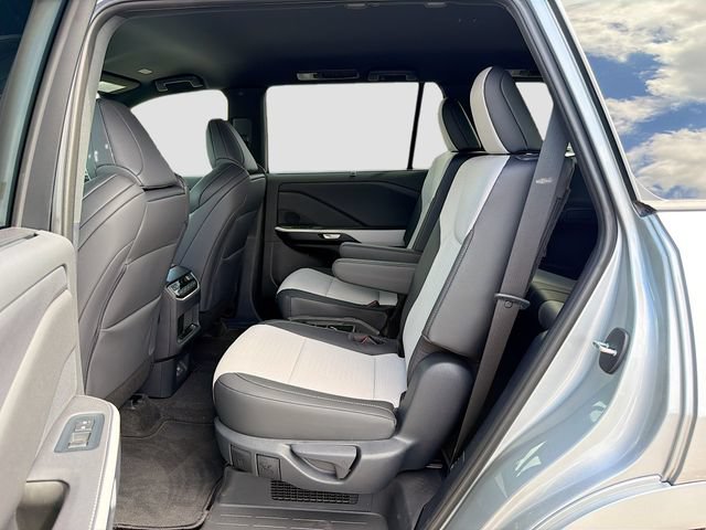 New 2026 Lexus TX 500h AWD image 23