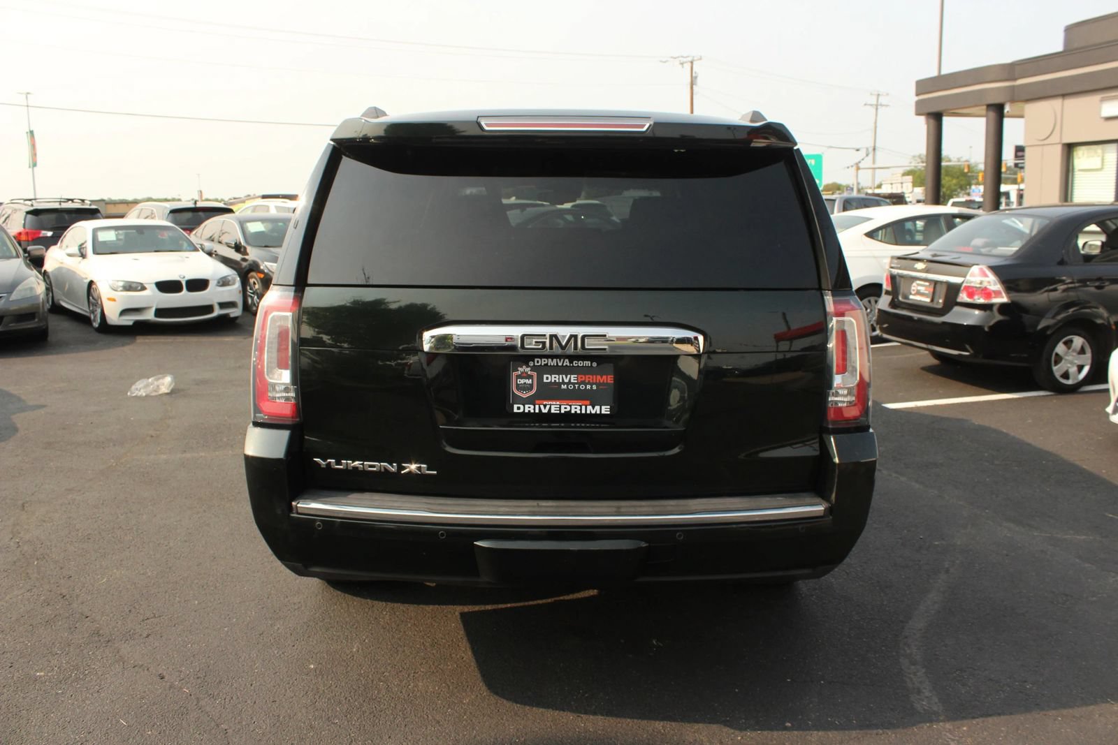 Used 2016 GMC Yukon XL Denali w/ Open Road Package AWD/4WD image 6