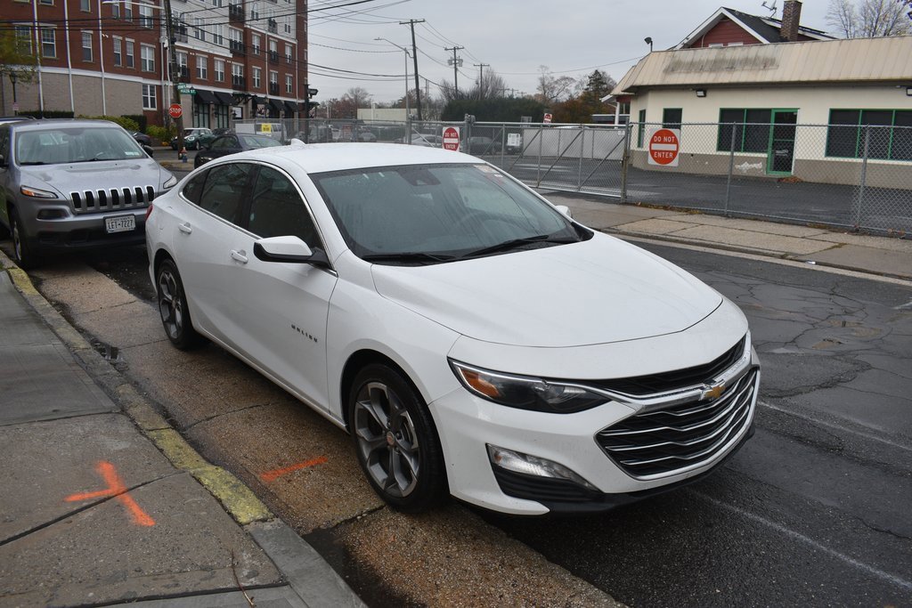 Used 2024 Chevrolet Malibu LT image 4