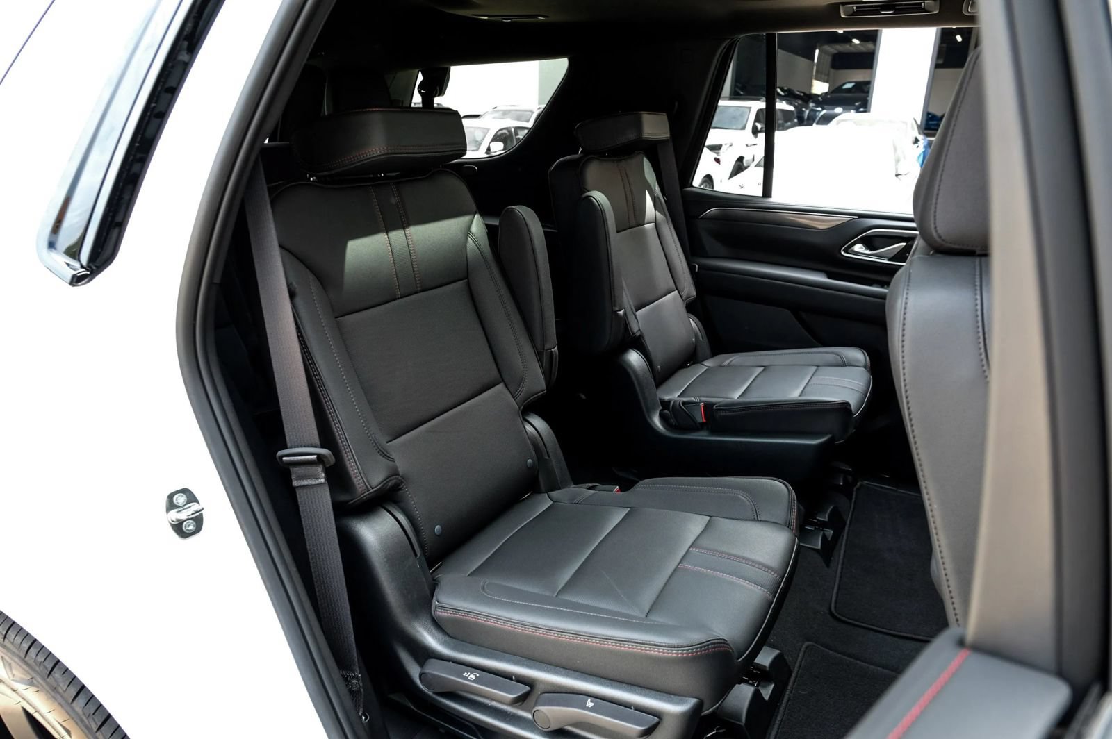 Used 2023 Chevrolet Tahoe RST w/ Luxury Package AWD/4WD image 45