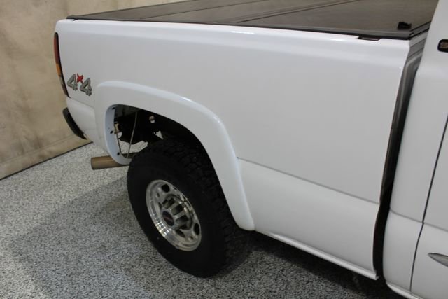 Used 2005 GMC Sierra 2500 SLT w/ Heavy-Duty Power Package image 12