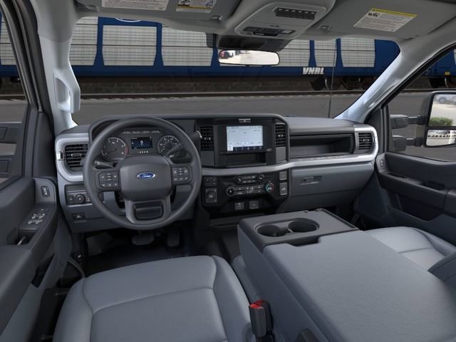 New 2026 Ford F550 4x4 Crew Cab image 9