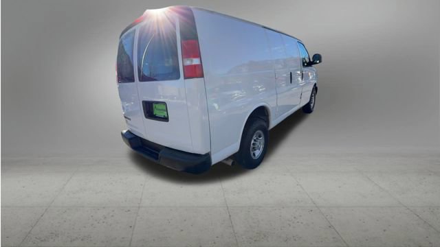 Used 2021 Chevrolet Express 2500 w/ Driver Convenience Package image 8