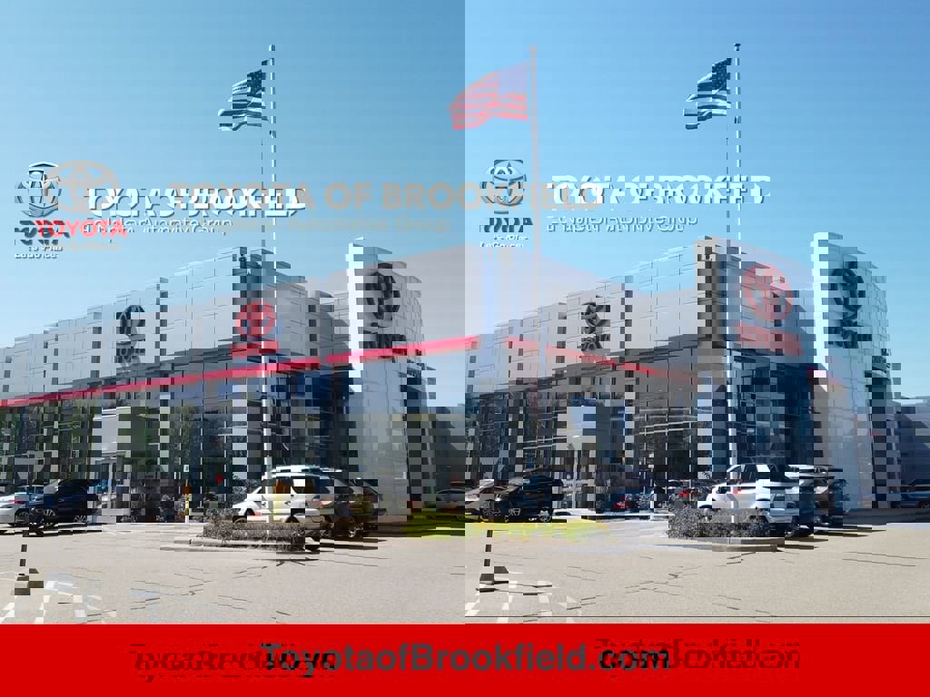 Certified 2023 Toyota Corolla Cross LE image 37