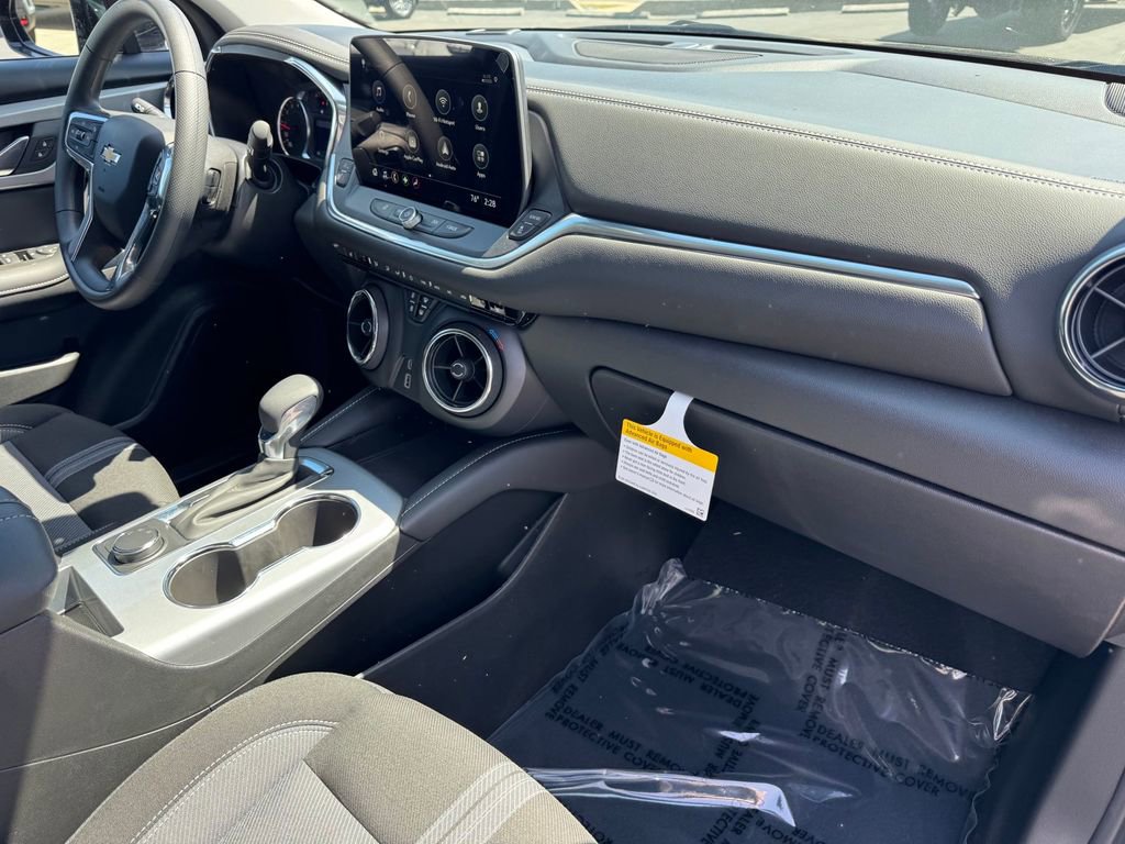New 2026 Chevrolet Blazer LT FWD image 7