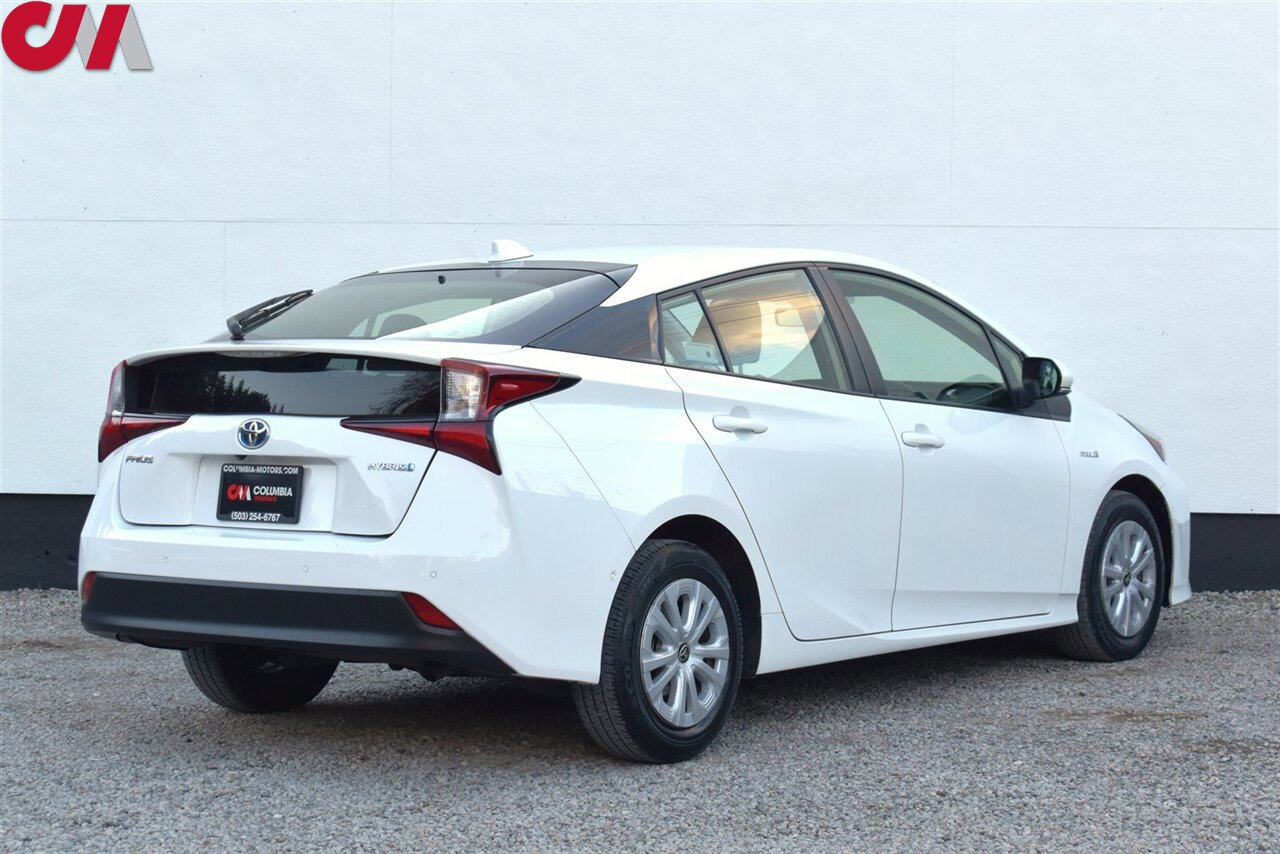 Used 2021 Toyota Prius LE FWD image 5