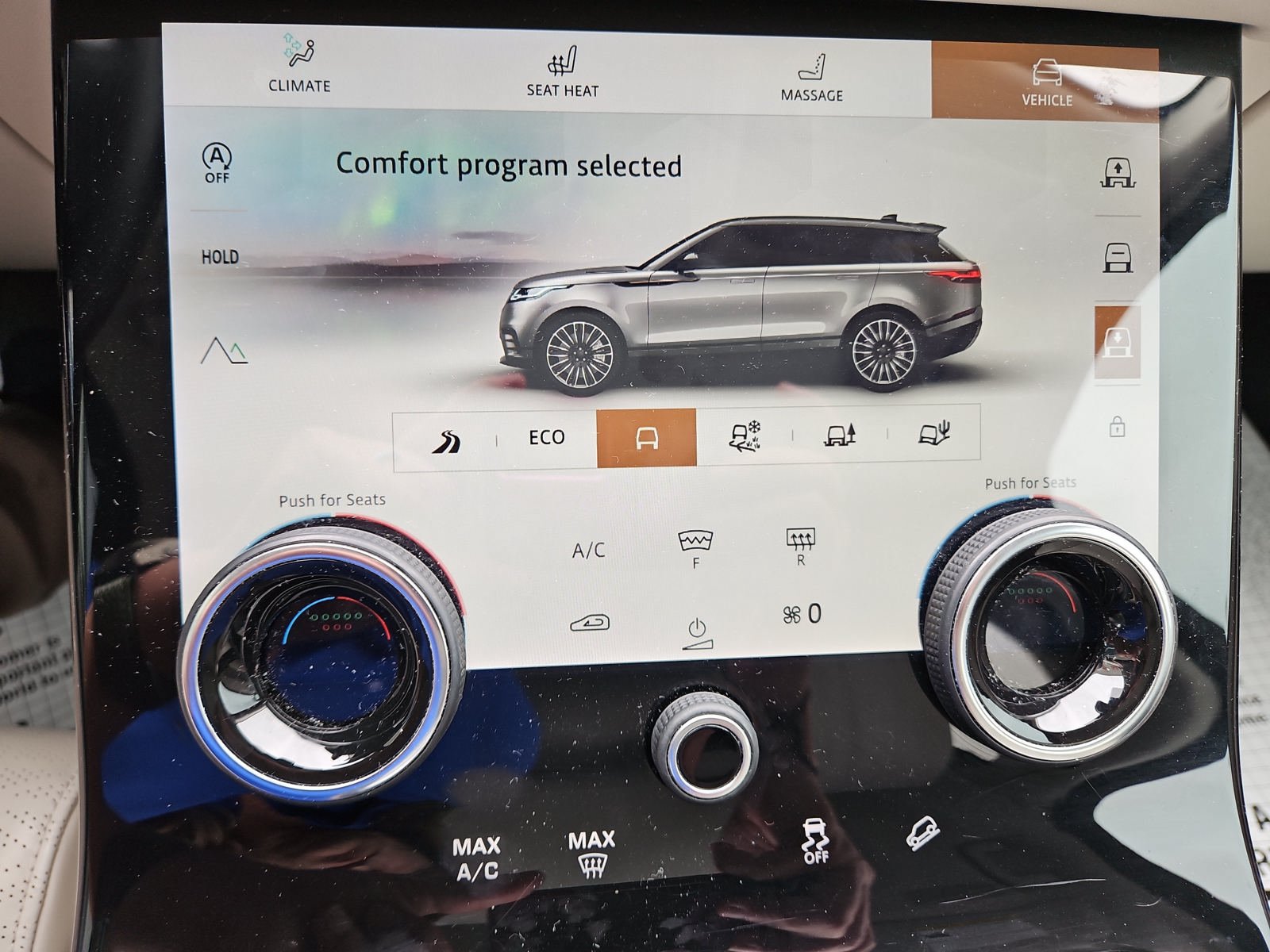 Used 2021 Land Rover Range Rover Velar R-Dynamic HSE AWD/4WD image 13