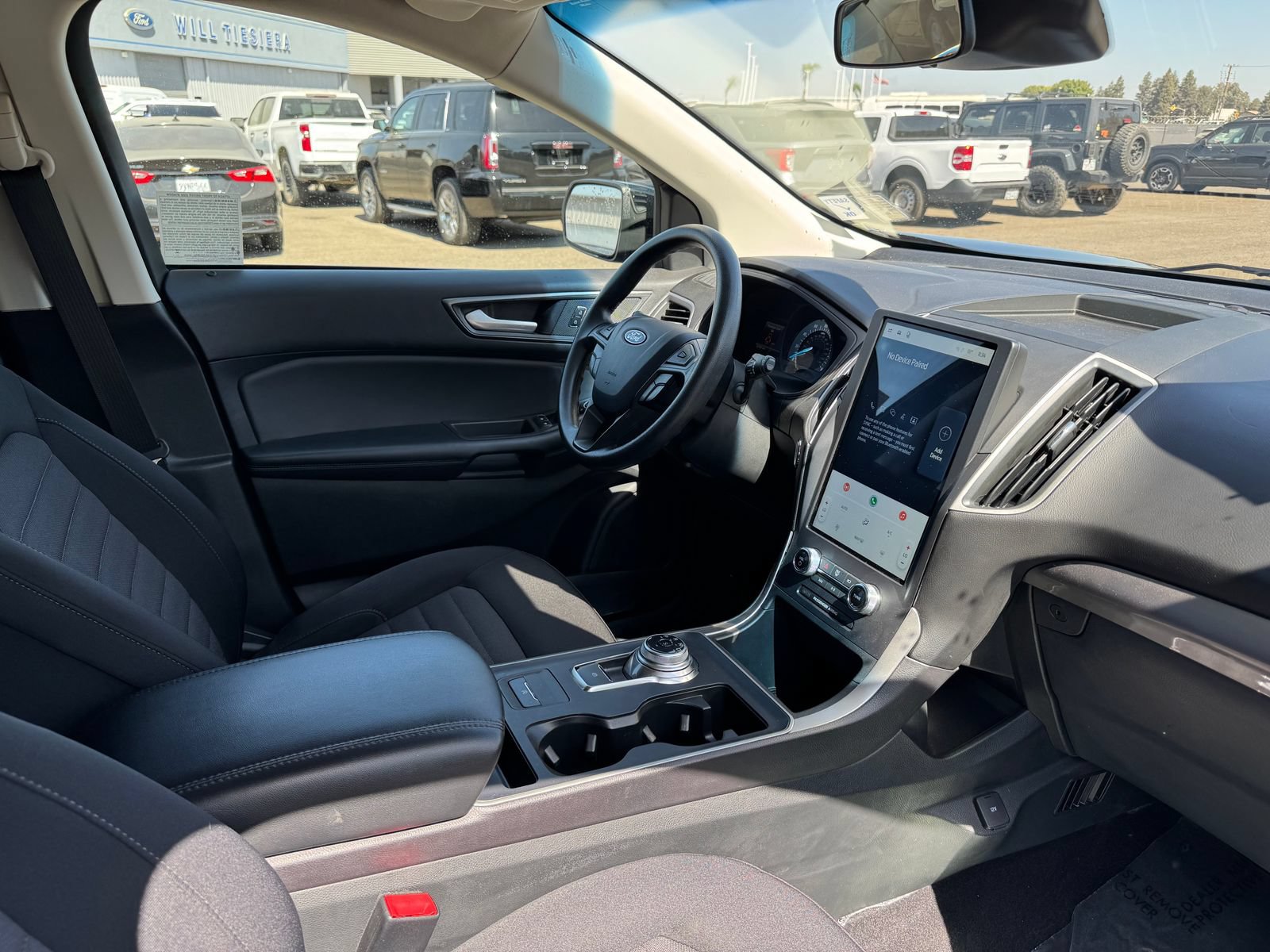 Used 2024 Ford Edge SE w/ Black Appearance Package AWD/4WD image 21