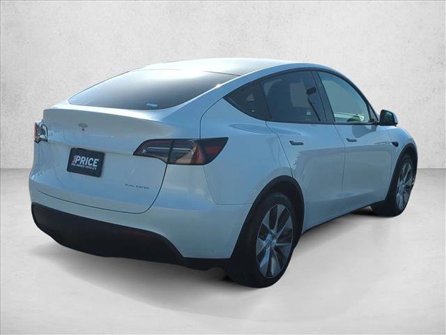 Used 2023 Tesla Model Y AWD image 5