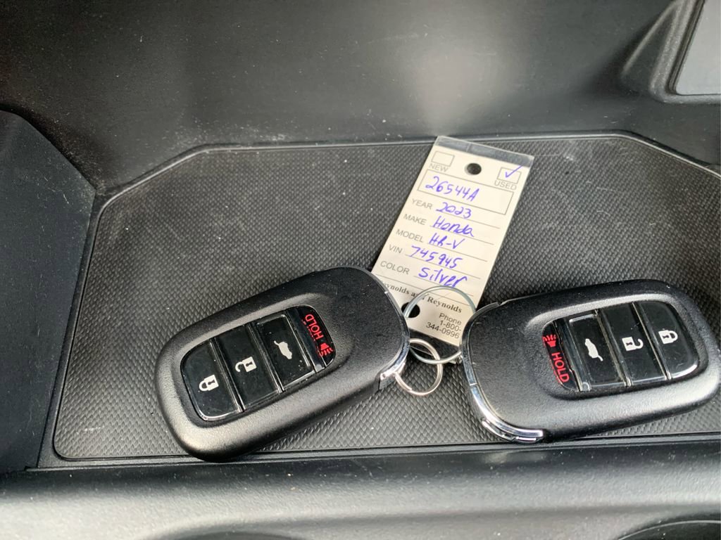 Certified 2023 Honda HR-V LX image 30