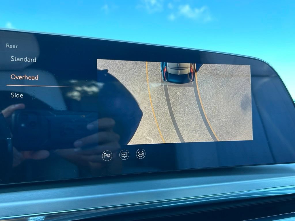 Used 2024 Cadillac Lyriq Luxury RWD image 31