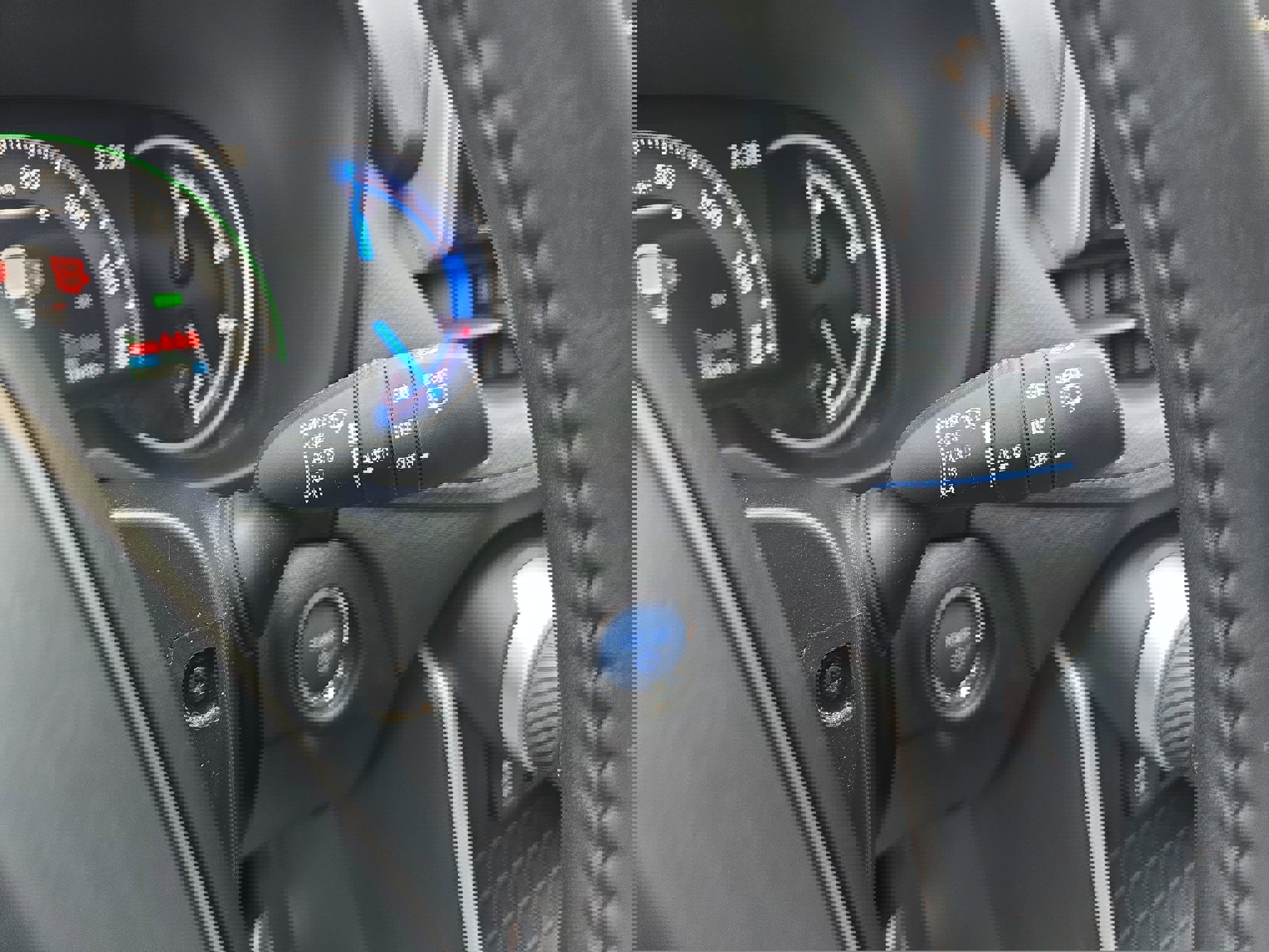 Used 2019 Toyota RAV4 XSE w/ XSE Weather Package image 25