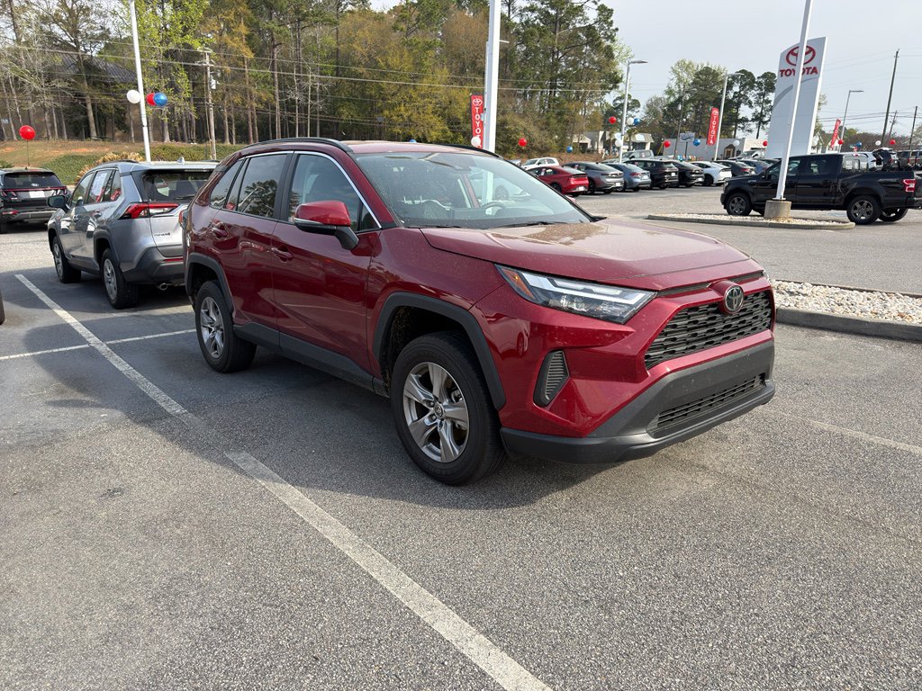 Used 2023 Toyota RAV4 XLE image 6