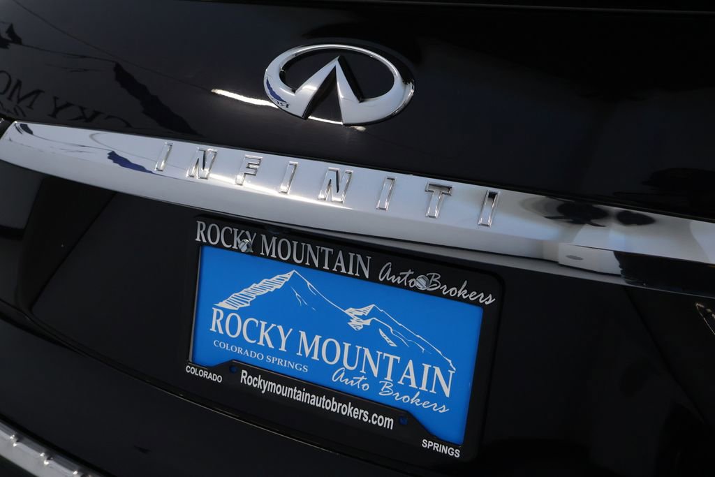 Used 2019 INFINITI QX60 Luxe w/ Essential Package image 9