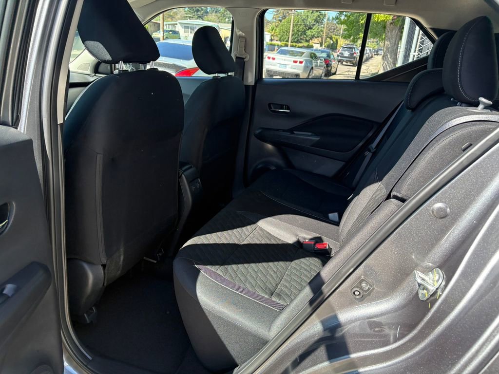 Certified 2024 Nissan Kicks SV image 29