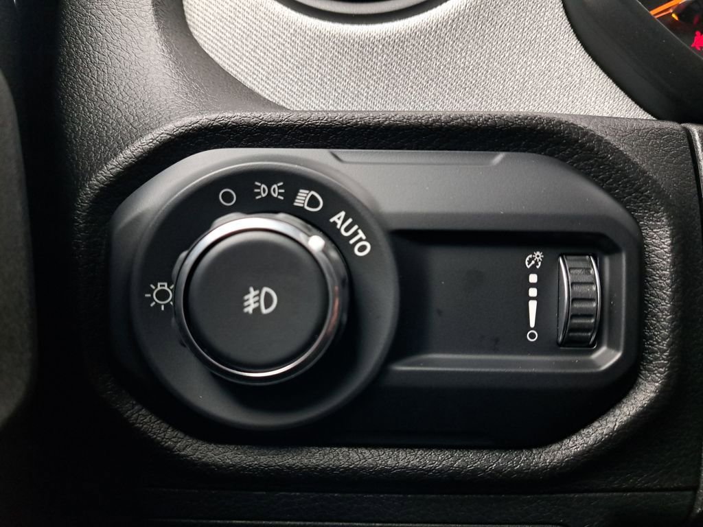 Used 2025 Jeep Wrangler Willys image 25