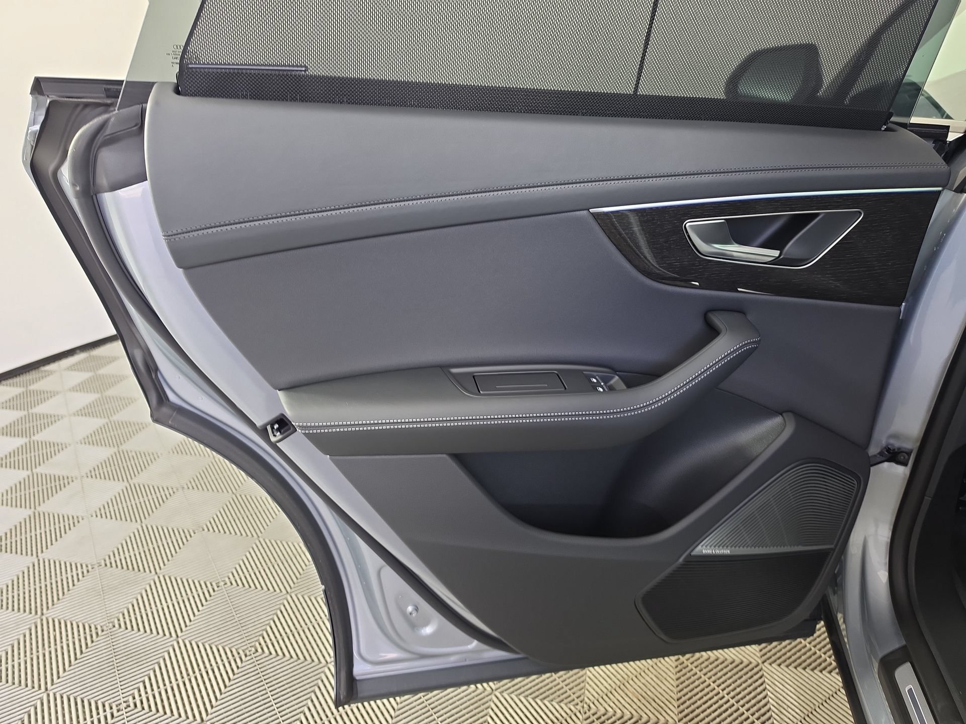 New 2026 Audi Q8 Prestige AWD/4WD image 38