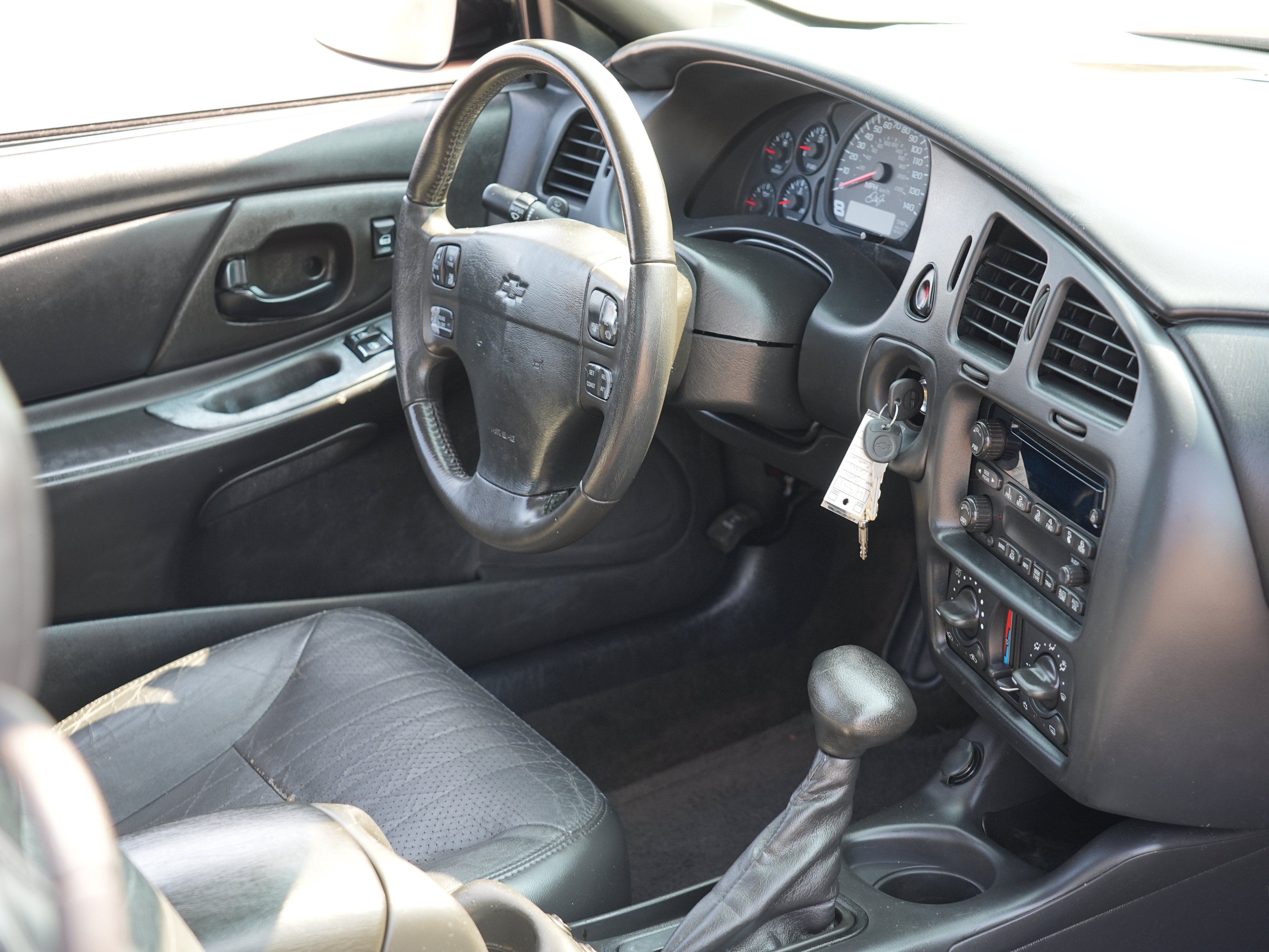Used 2004 Chevrolet Monte Carlo SS w/ Dale Earnhardt Jr. Package FWD image 16