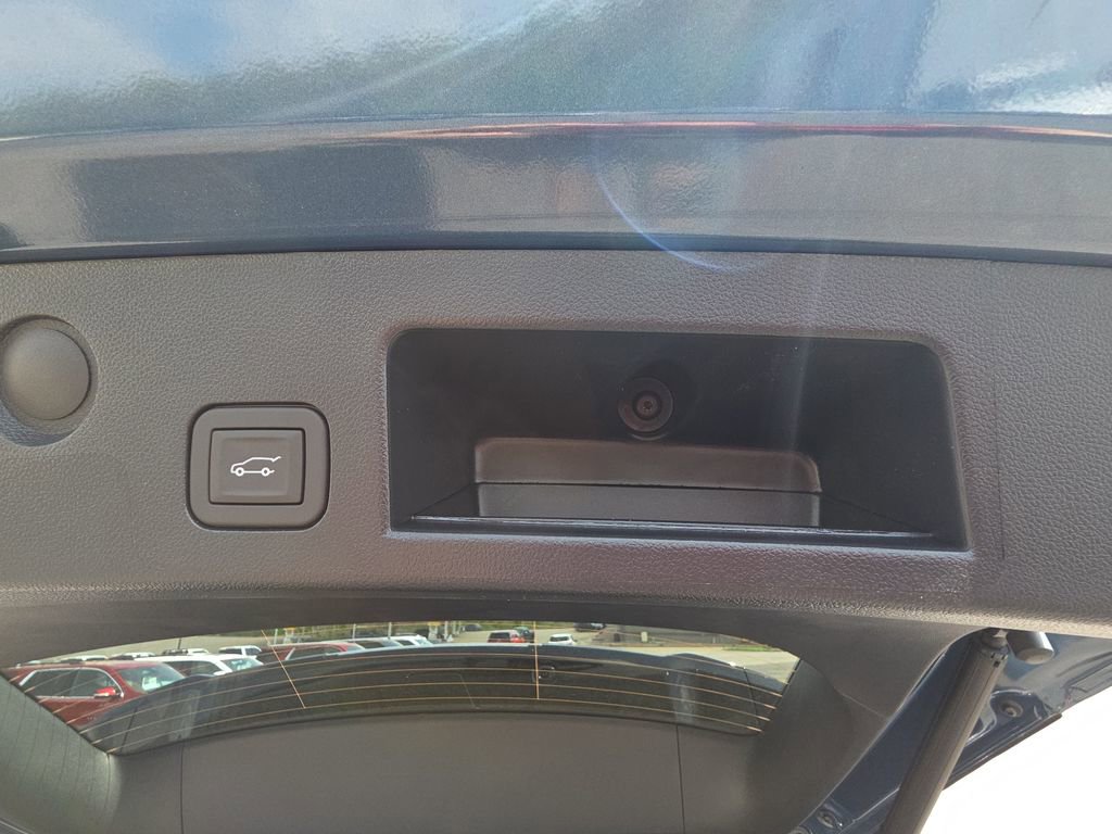 New 2026 Chevrolet Equinox RS w/ Convenience Package III FWD image 33