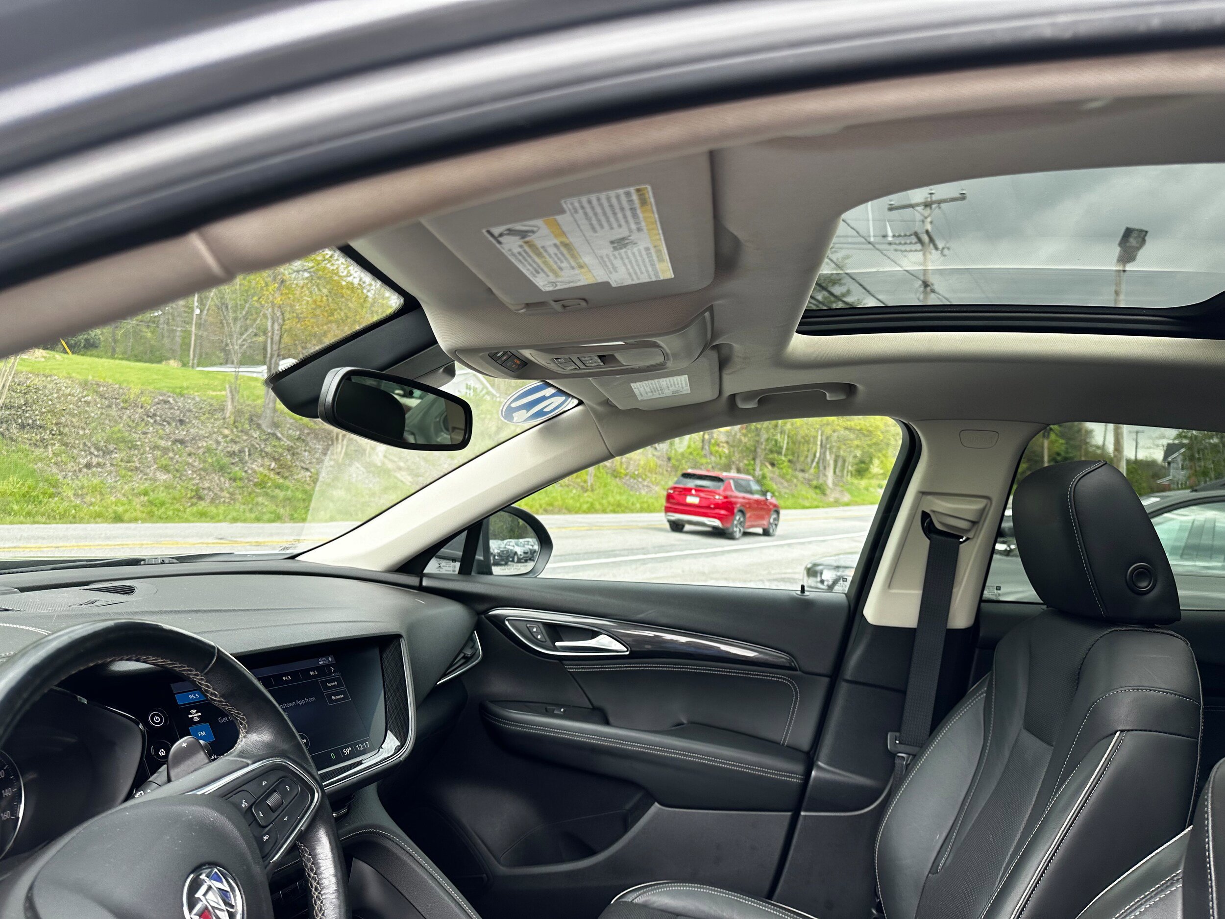 Used 2021 Buick Envision Essence AWD/4WD image 28