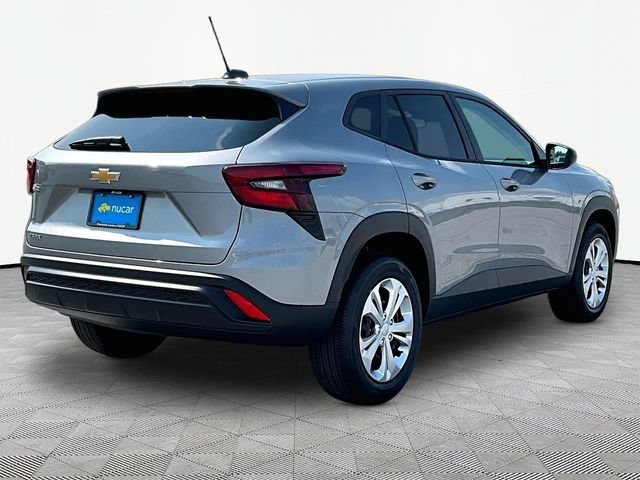 New 2026 Chevrolet Trax LS FWD image 6
