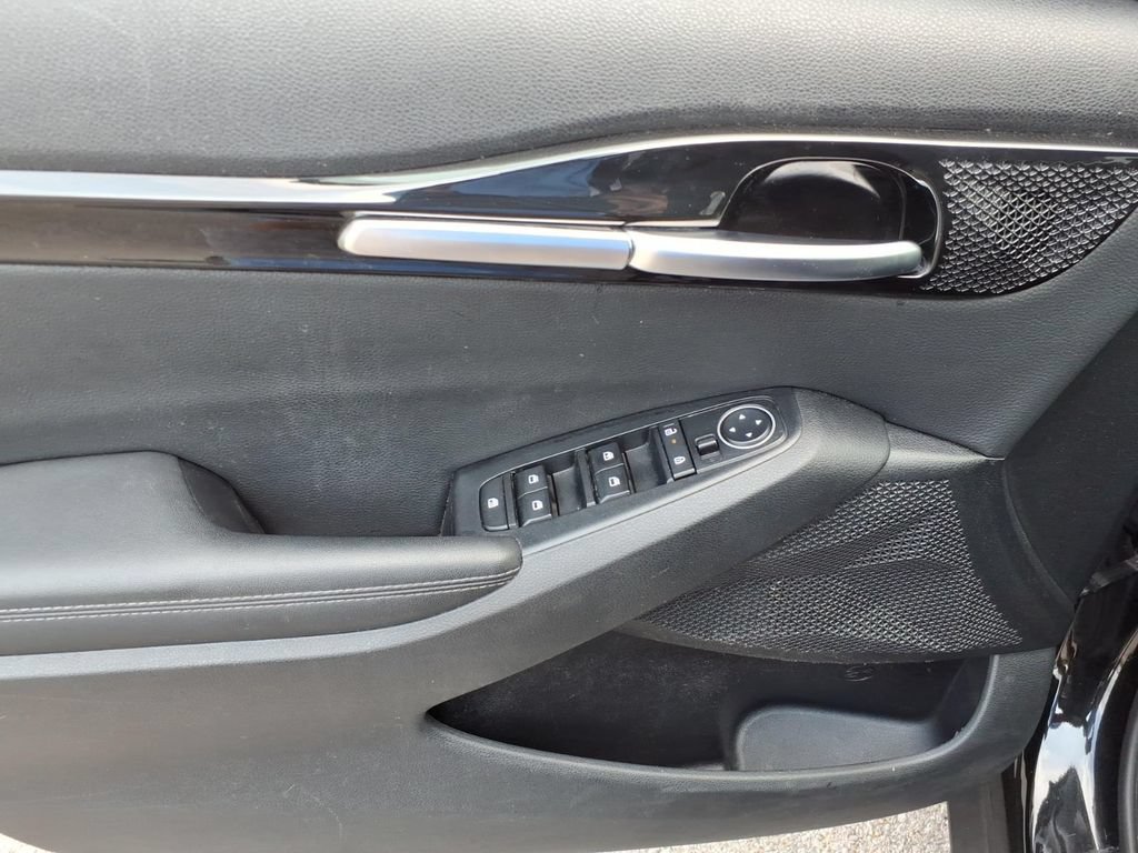 Used 2024 Kia Seltos S FWD image 3