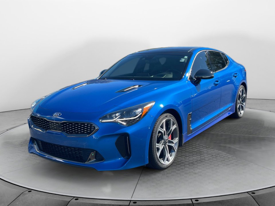 Used 2021 Kia Stinger GT2 image 3