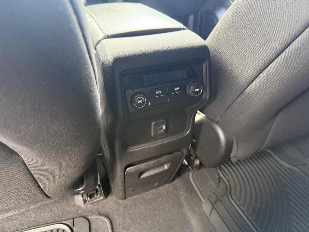 Certified 2019 GMC Acadia SLE image 32