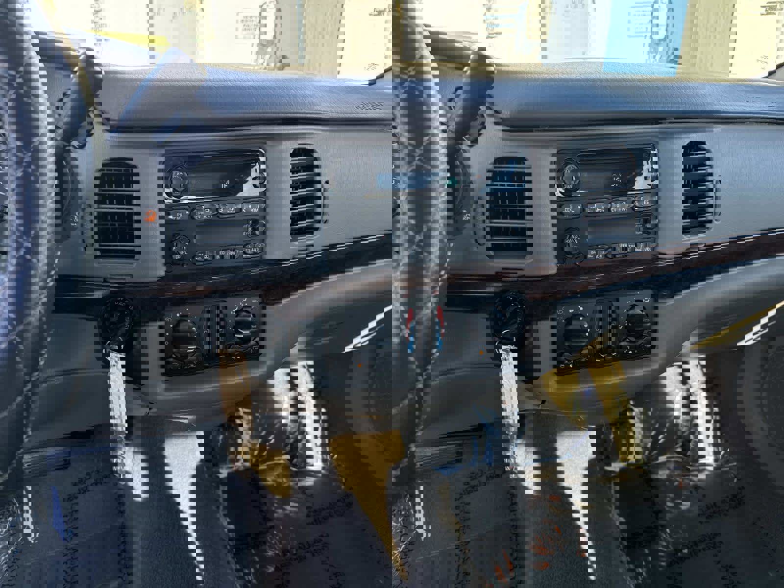 Used 2005 Chevrolet Impala w/ Preferred Equipment Group image 22