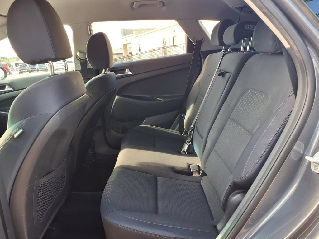 Used 2019 Hyundai Tucson Value FWD image 17